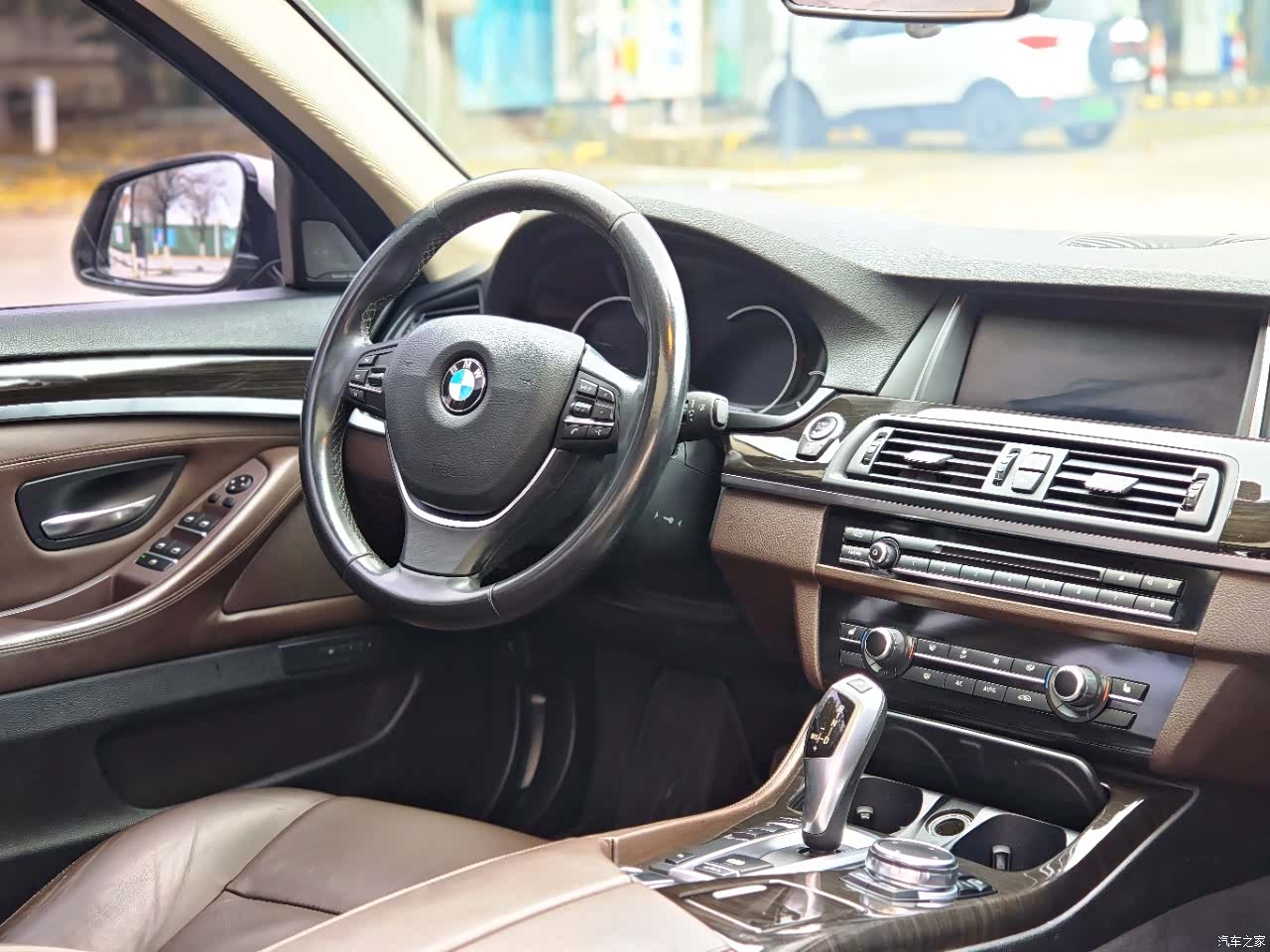 BMW 5 Series, 2017 10