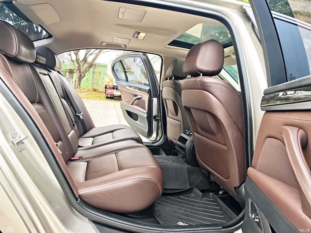 BMW 5 Series, 2017 6