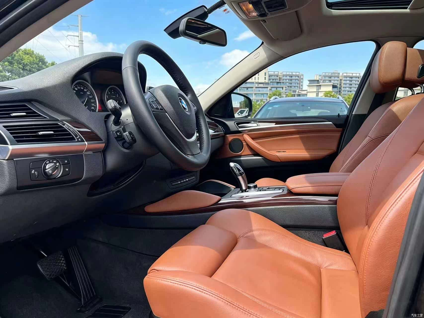 BMW X6, 2011 9