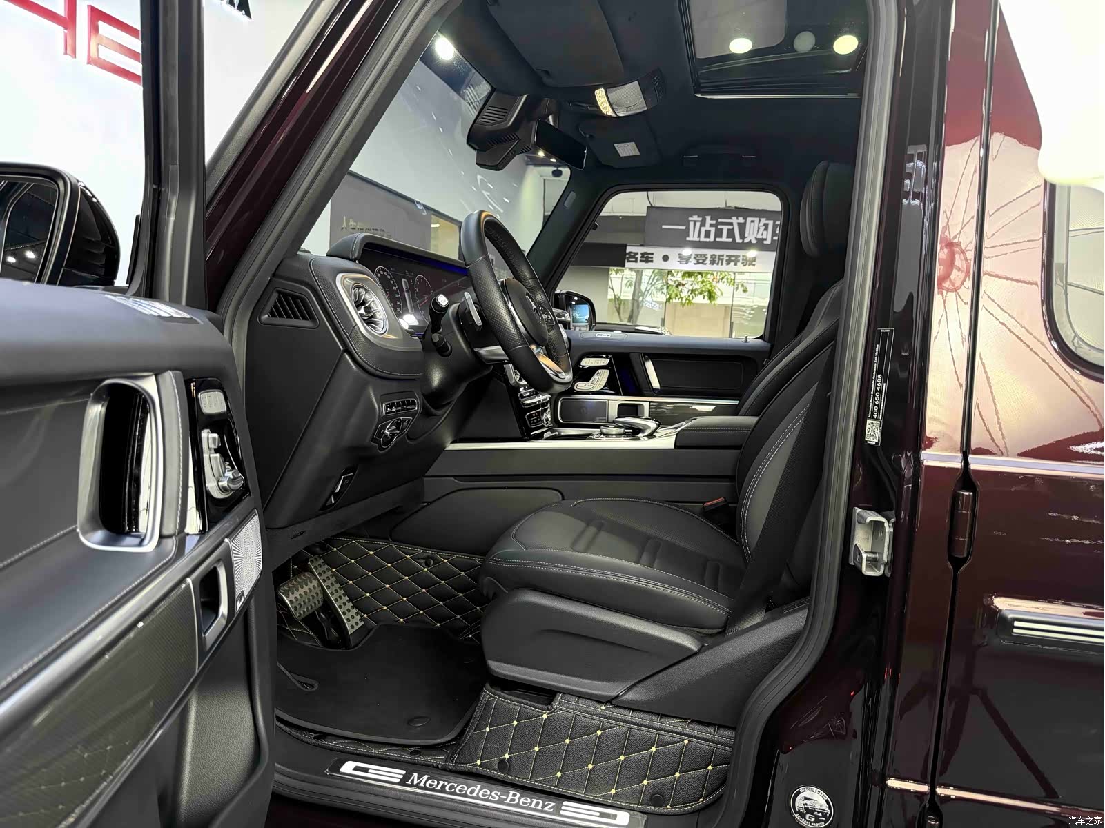Mercedes-Benz G-Class, 2023 все фото