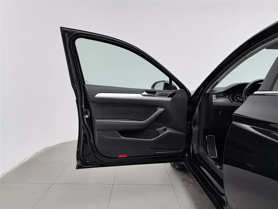 Volkswagen Magotan GTE