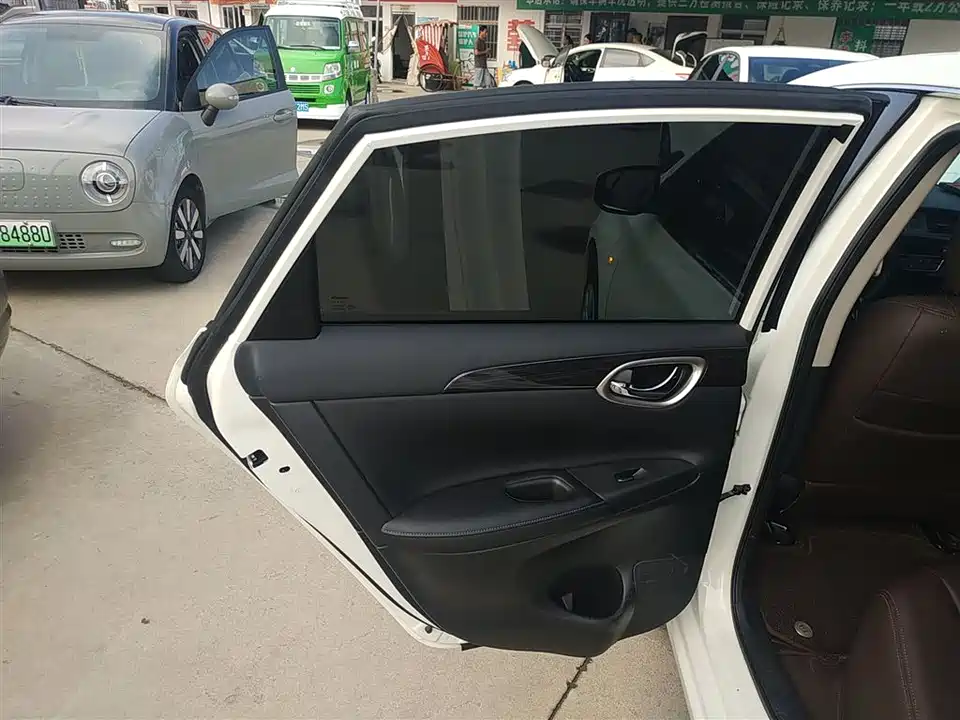 Nissan Sylphy Pure Electric