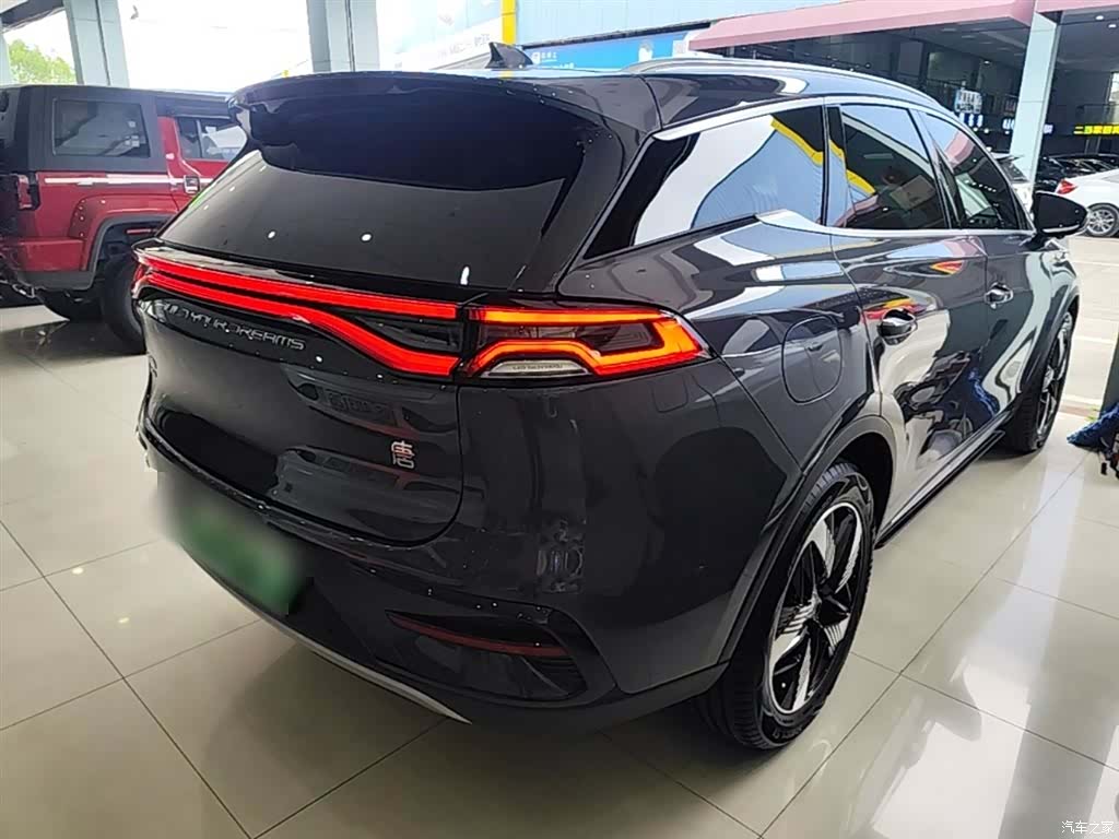 BYD Tang, 2023 все фото