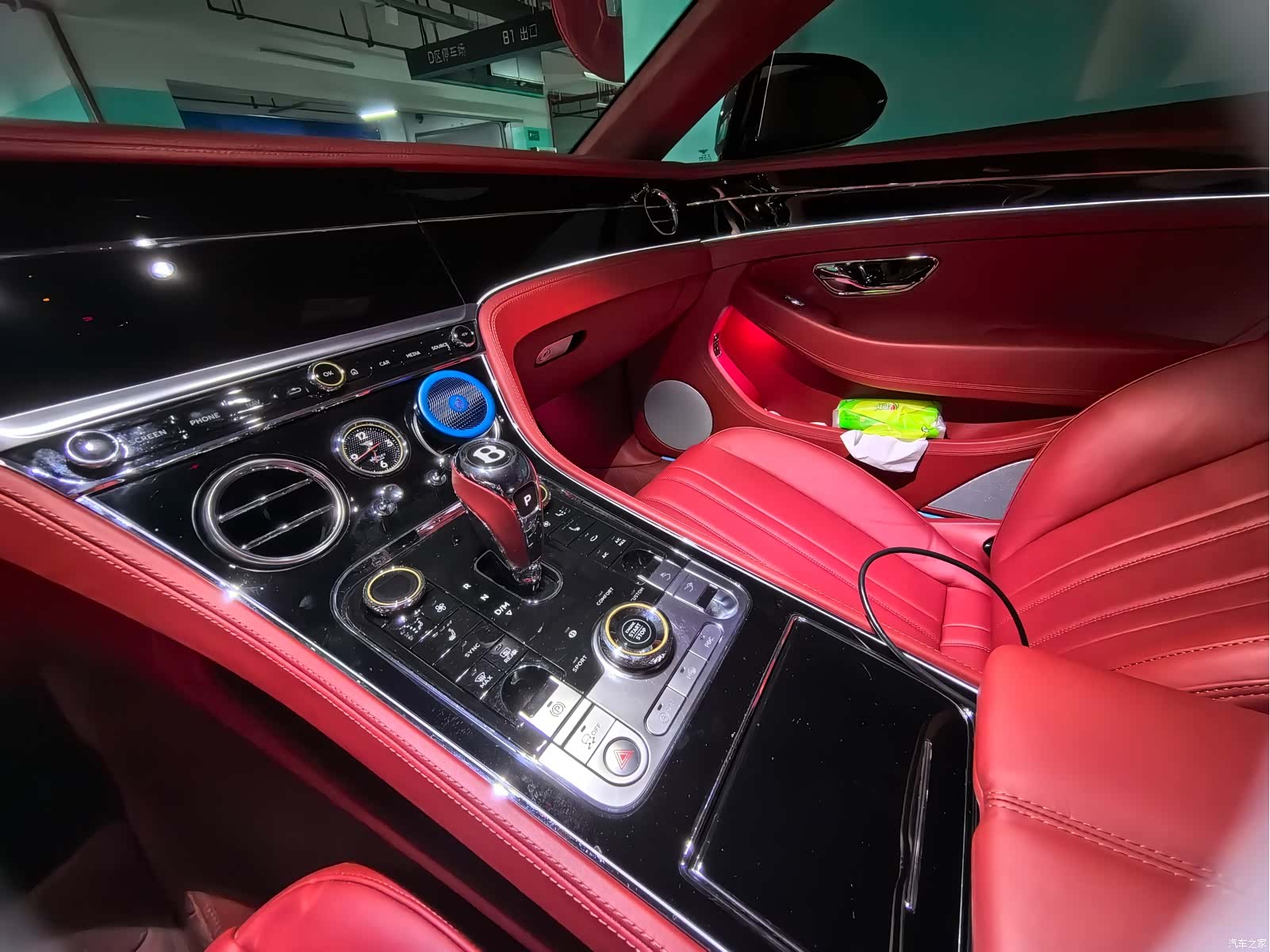 Bentley Continental GT, 2020 10
