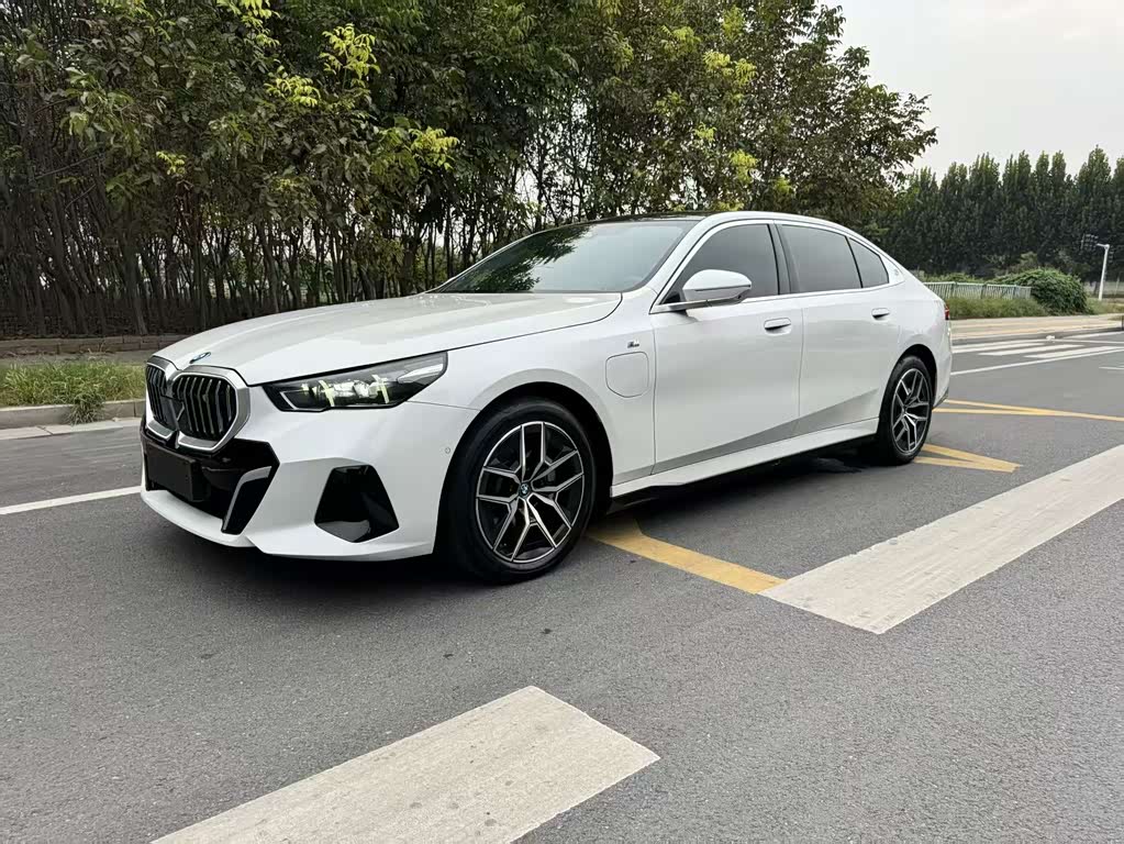 BMW i5 2024 eDrive 35L Premium M Sport