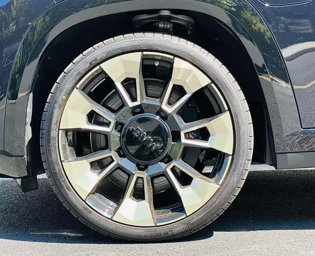 BMW XM, 2025 8