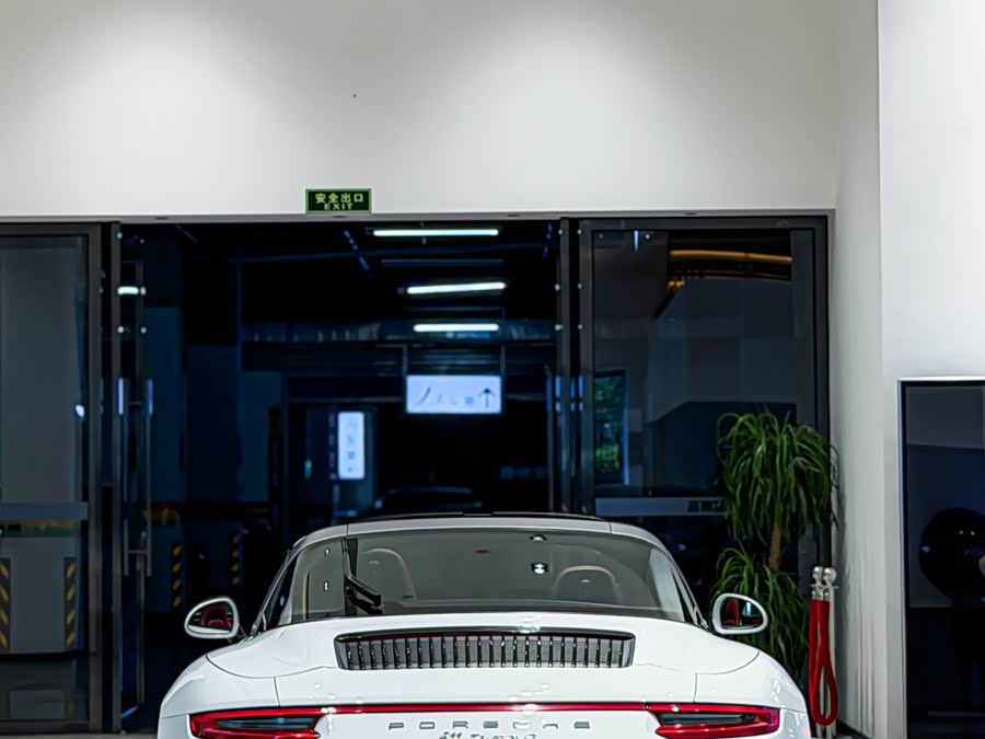 Porsche 911 2018, фото 5