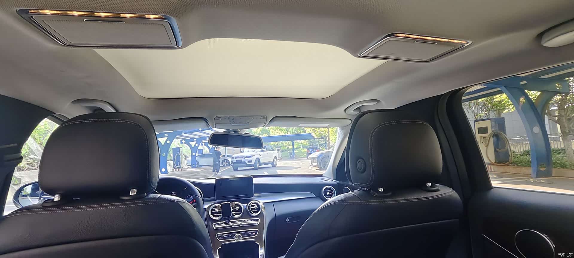 Mercedes-Benz C-Class, 2015 26