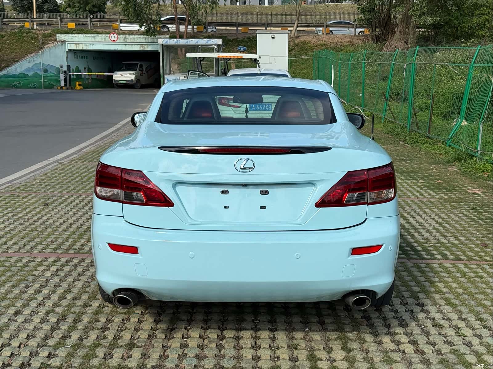 Lexus IS, 2013 18
