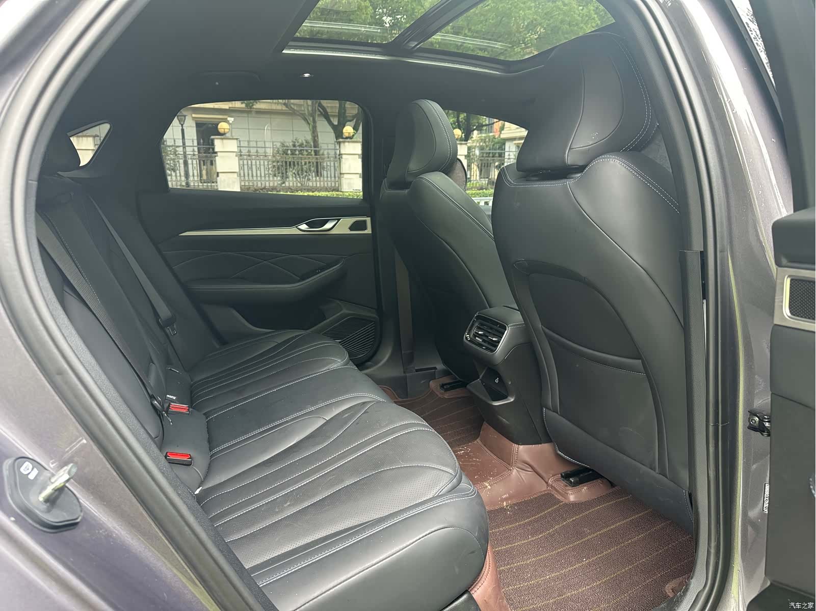 Geely Preface, 2026 12