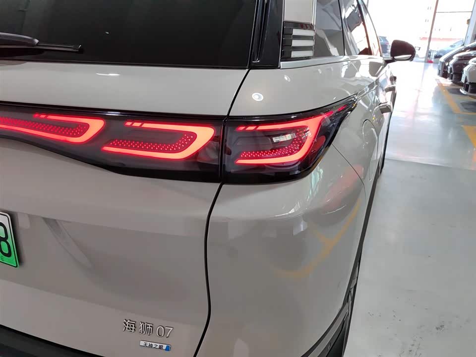 BYD Sea Lion 07 DM-i