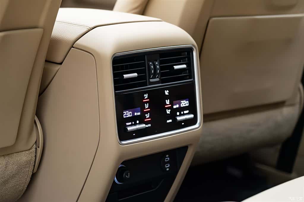 Porsche Cayenne, 2022 12