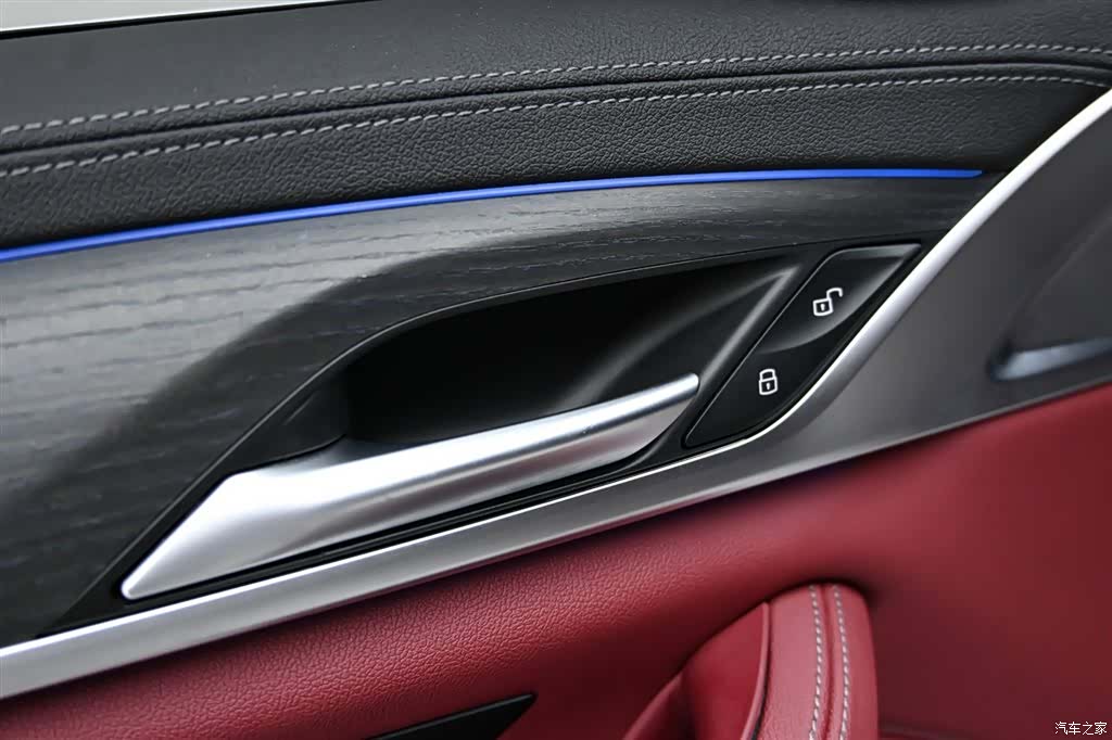 BMW 5 Series, 2024 24