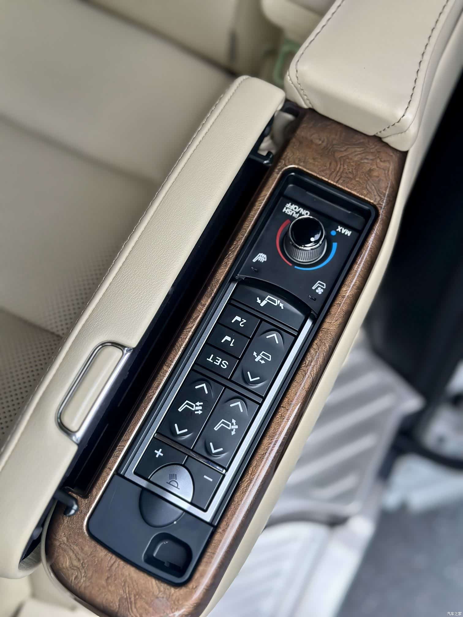 Toyota Alphard, 2017 18