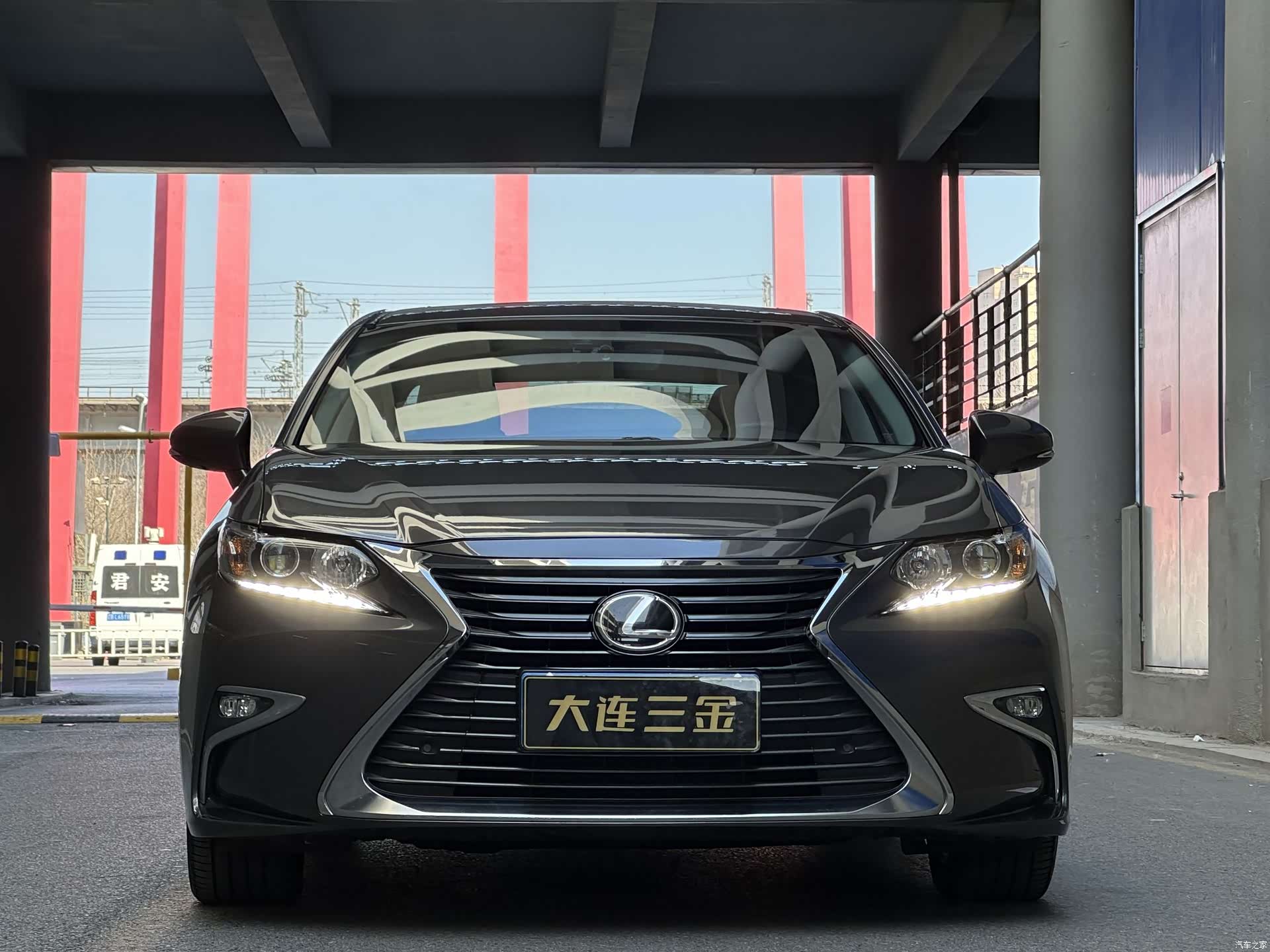 Lexus ES, 2018 2