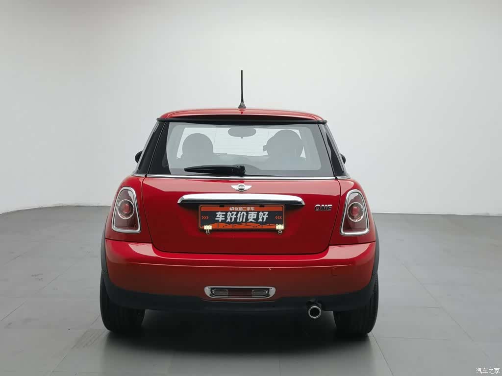 Mini ONE, 2013 4