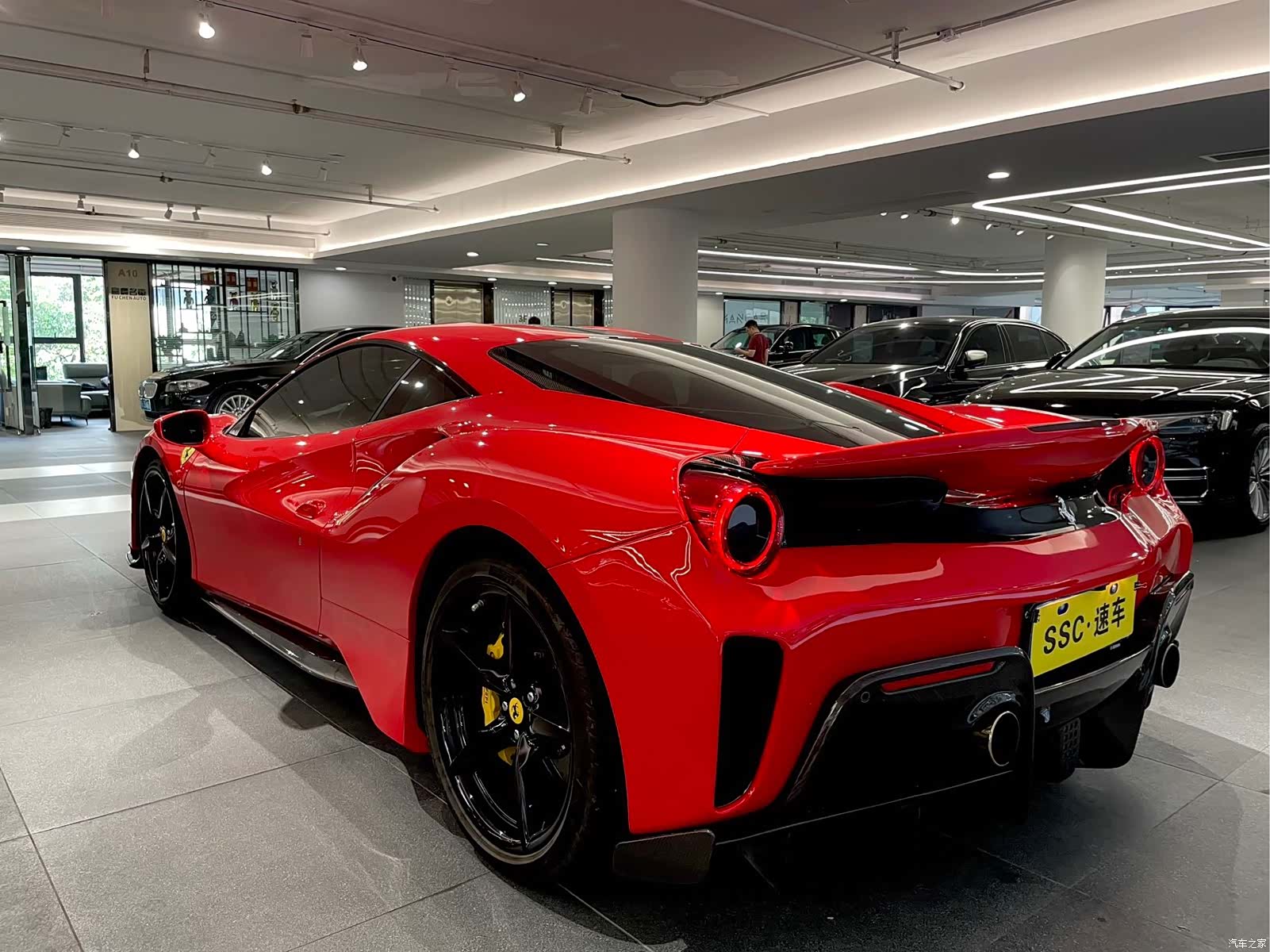 Ferrari 488, 2018 все фото