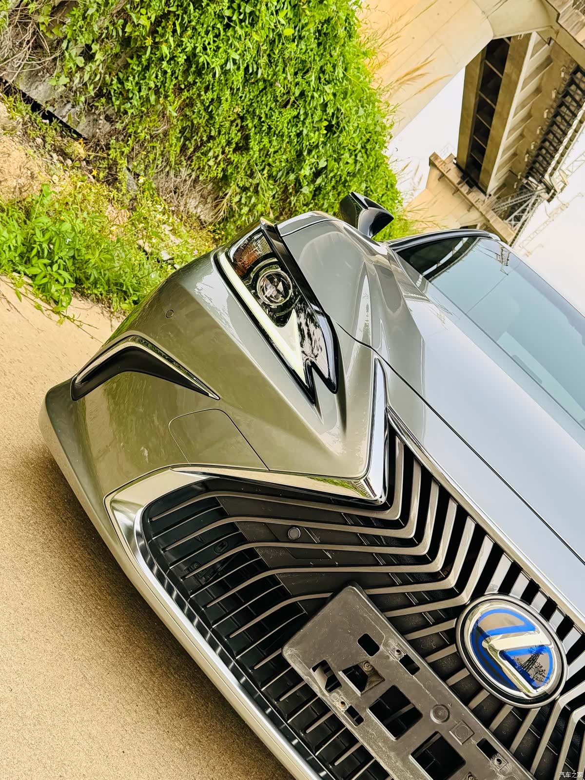 Lexus ES, 2020 4
