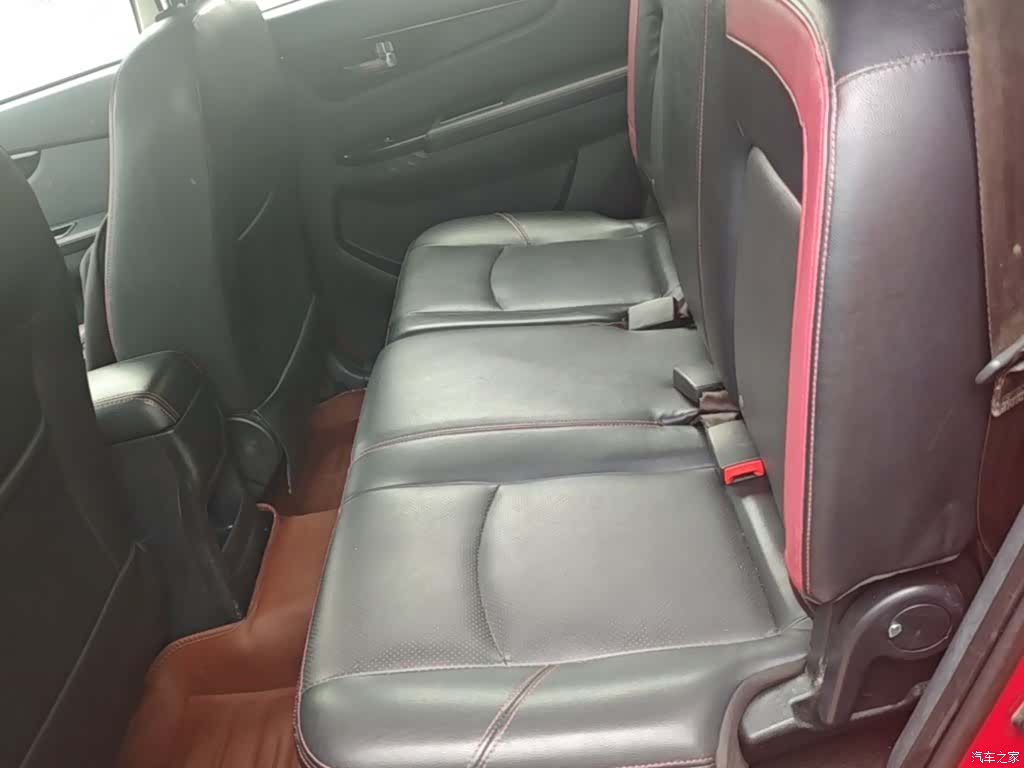 BAIC S3, 2015 17
