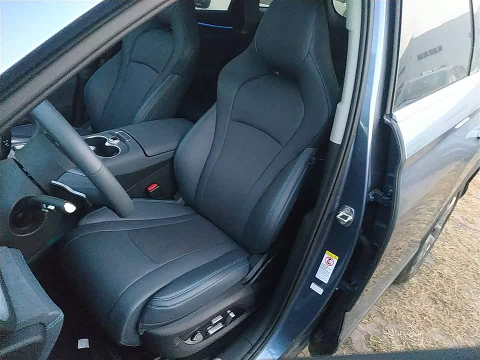 BYD Sea Lion 07 DM-i