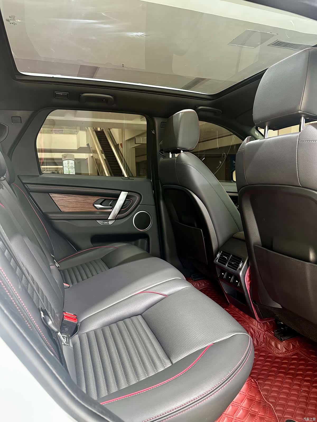 Land Rover Discovery, 2020 8
