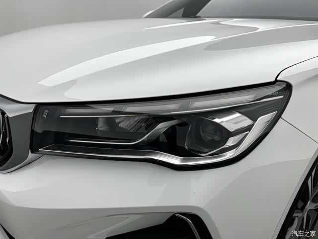 Geely Emgrand, 2023 15