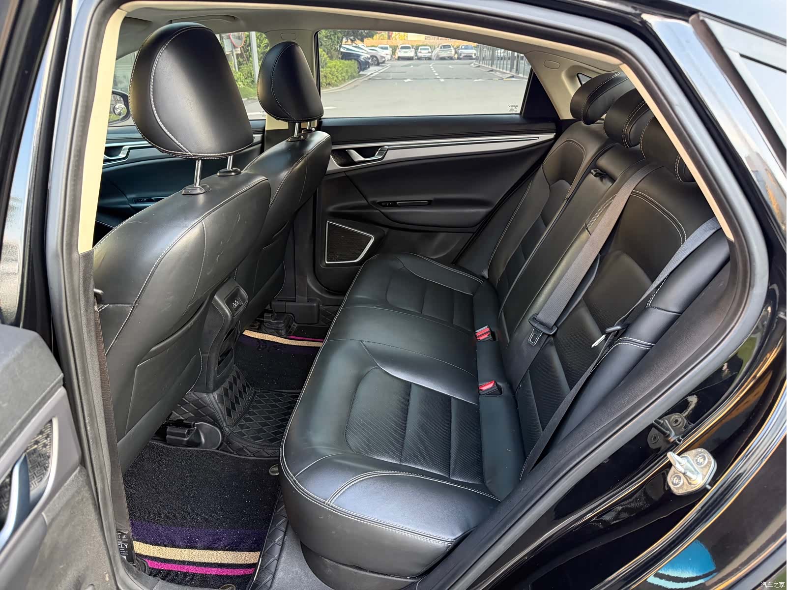 Geely Emgrand, 2019 9