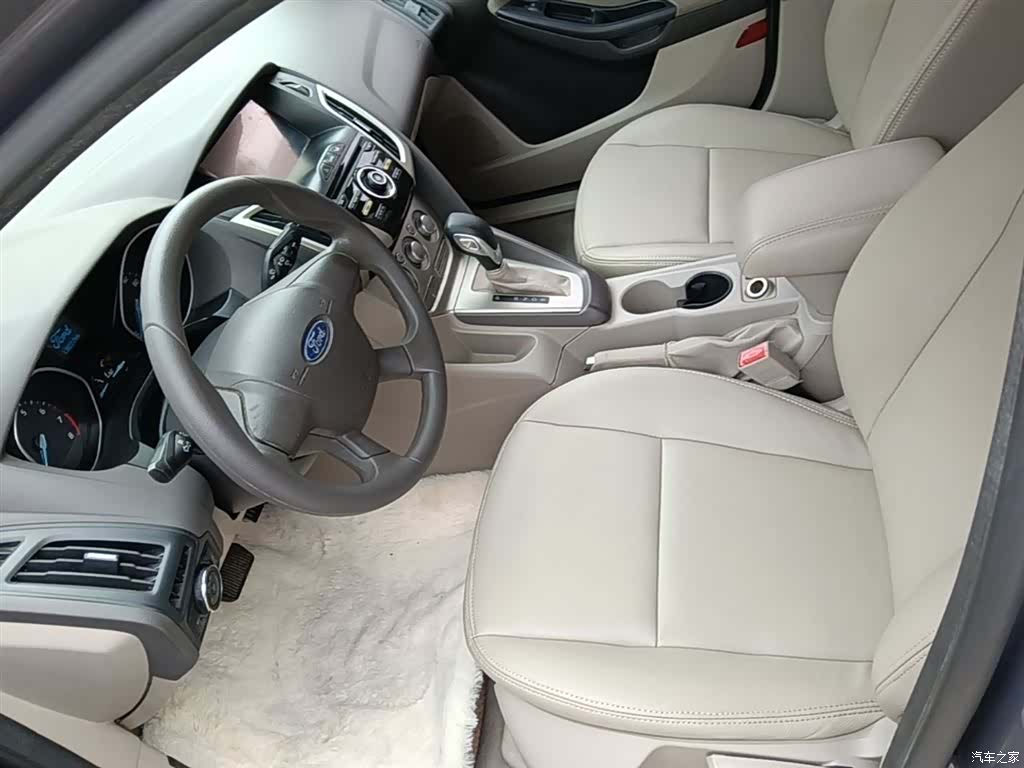 Ford Focus, 2015 15