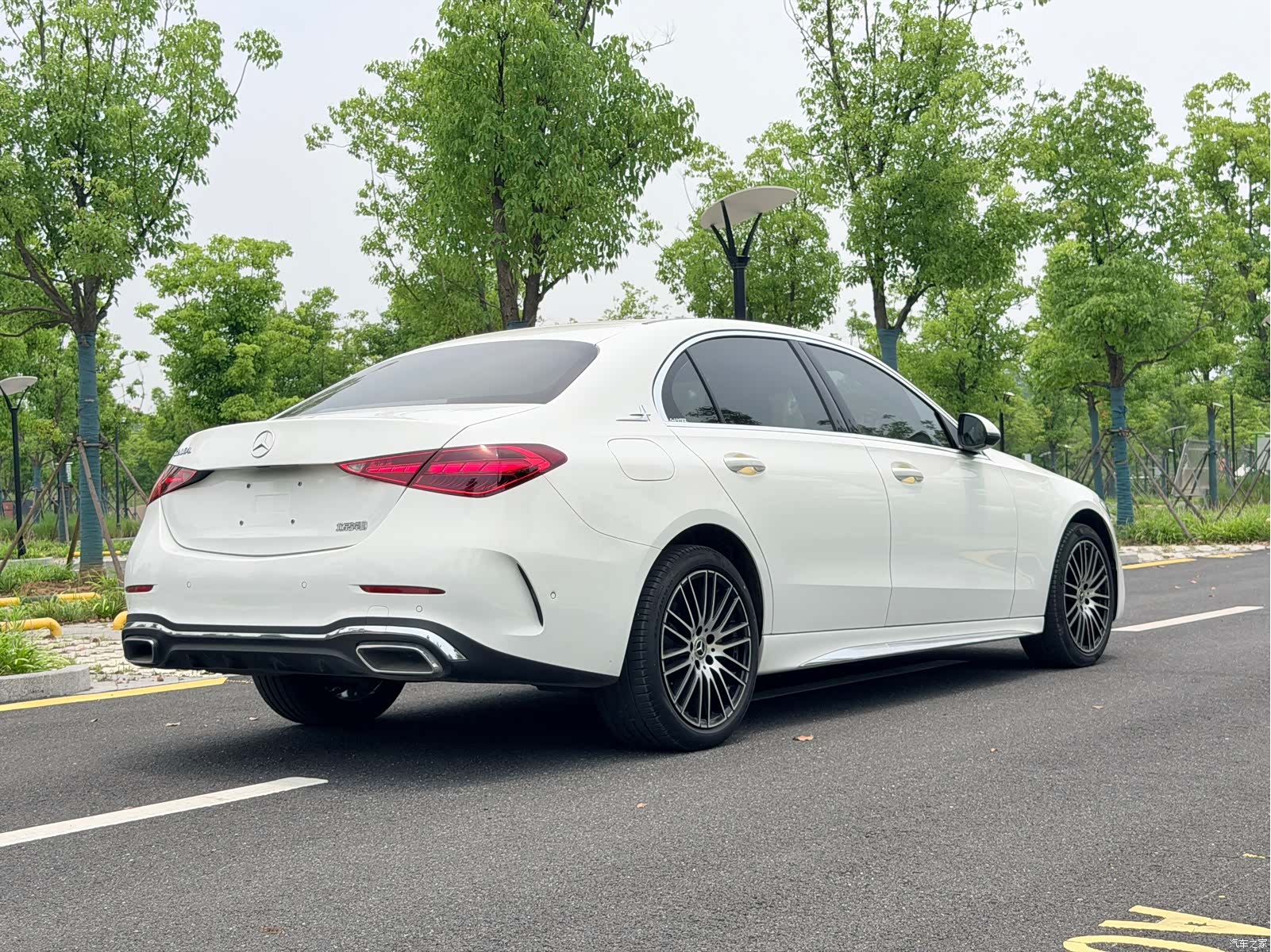 Mercedes-Benz C-Class, 2024 11
