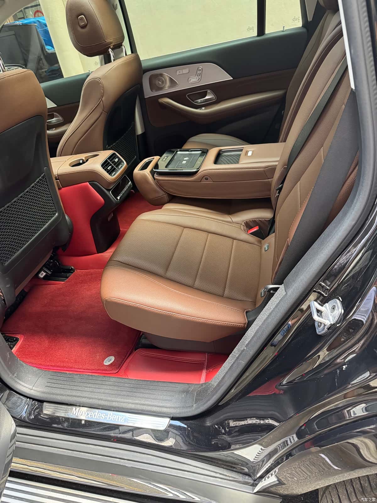 Mercedes-Benz GLS, 2024 все фото