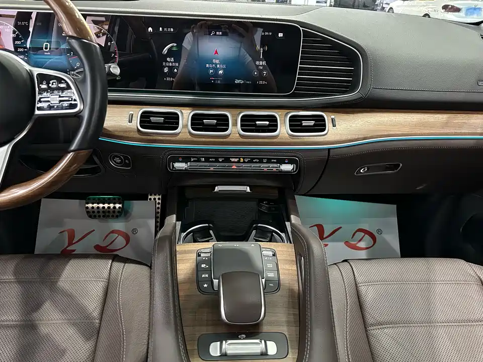 Mercedes-Benz GLS Mercedes-Benz GLS