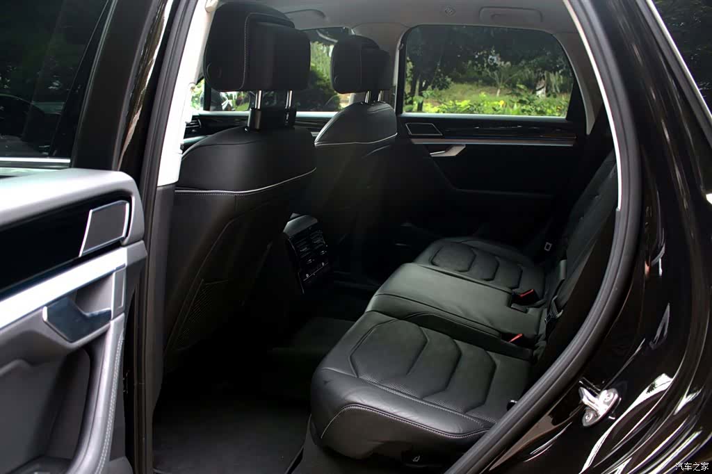 Volkswagen Touareg, 2019 9