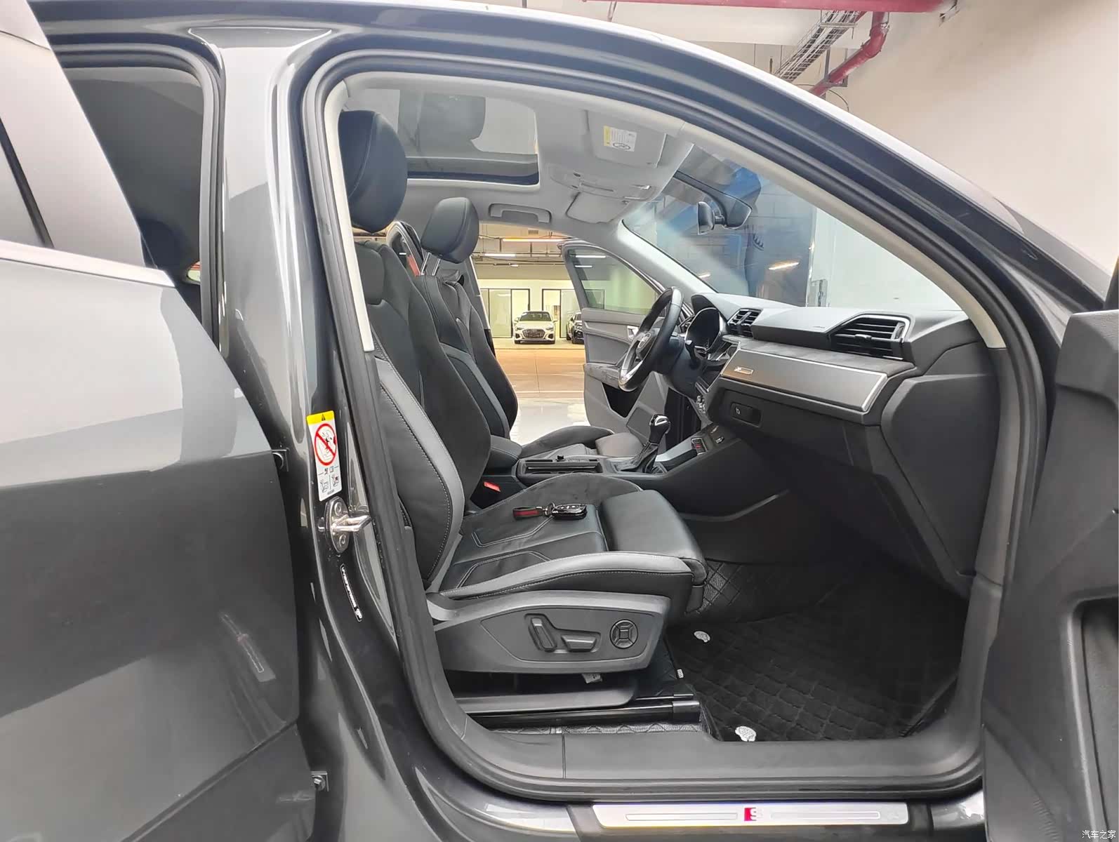 Audi Q3, 2023 12