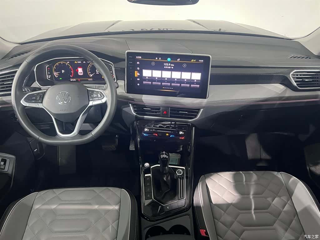 Volkswagen Tayron, 2024 все фото
