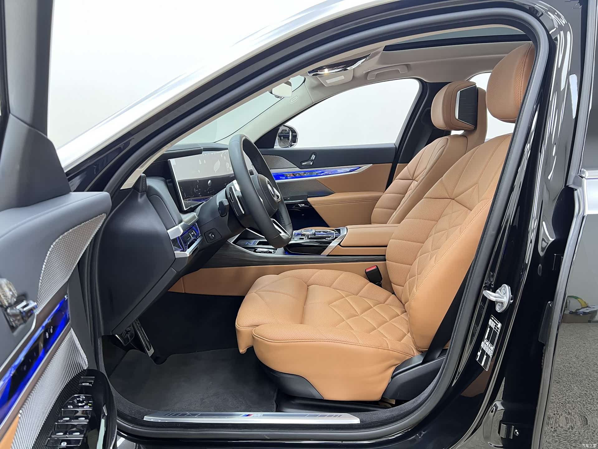 BMW 7 Series, 2025 8