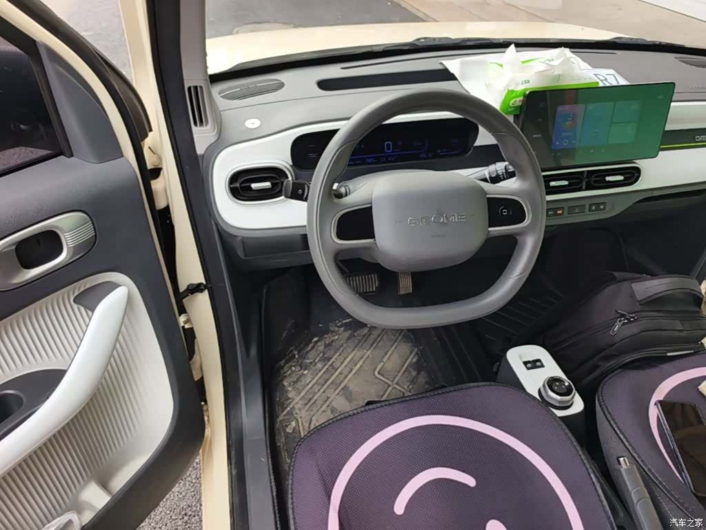 Geely Panda, 2025 11
