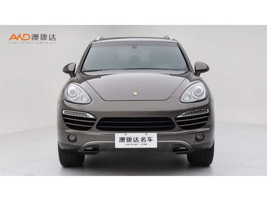 Porsche Cayenne 2013, фото 2