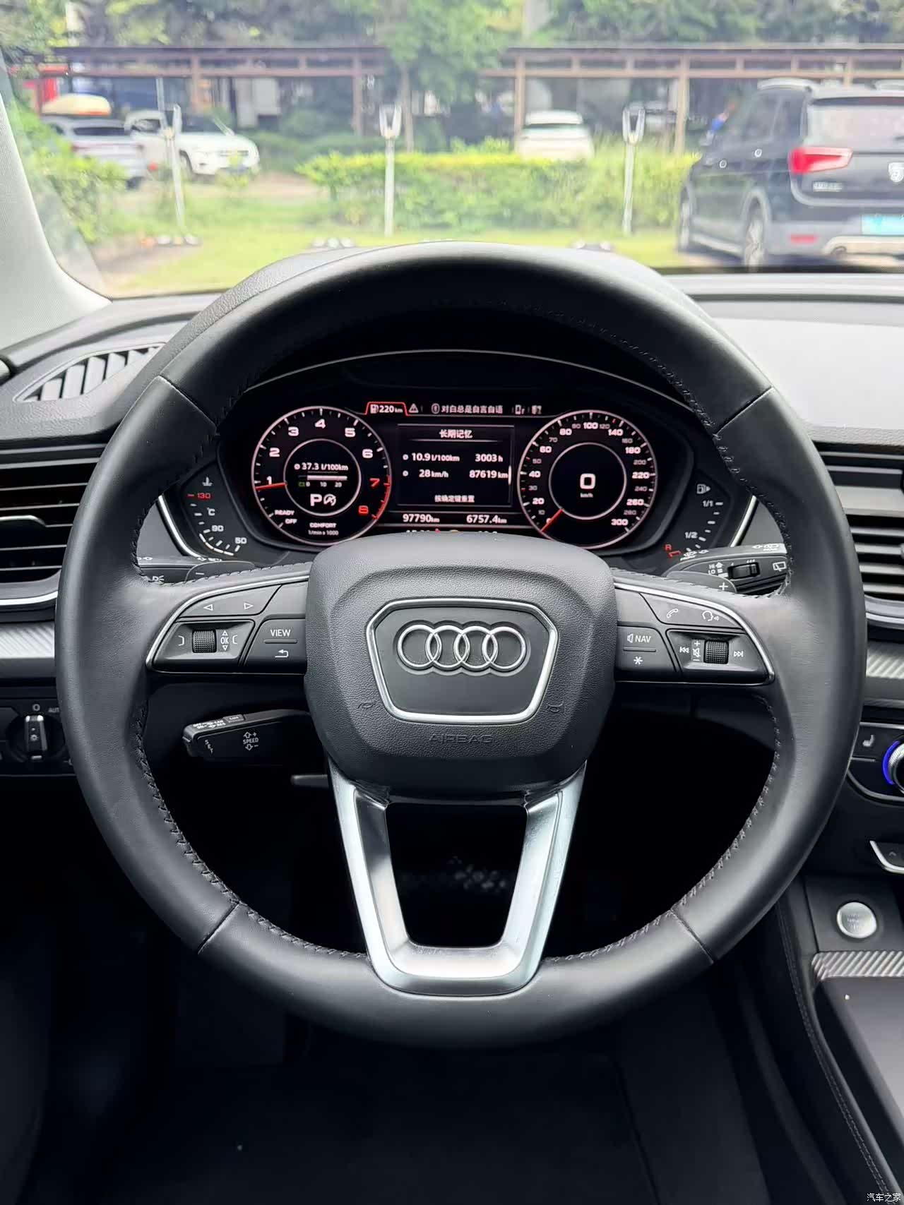 Audi Q5L, 2019 6