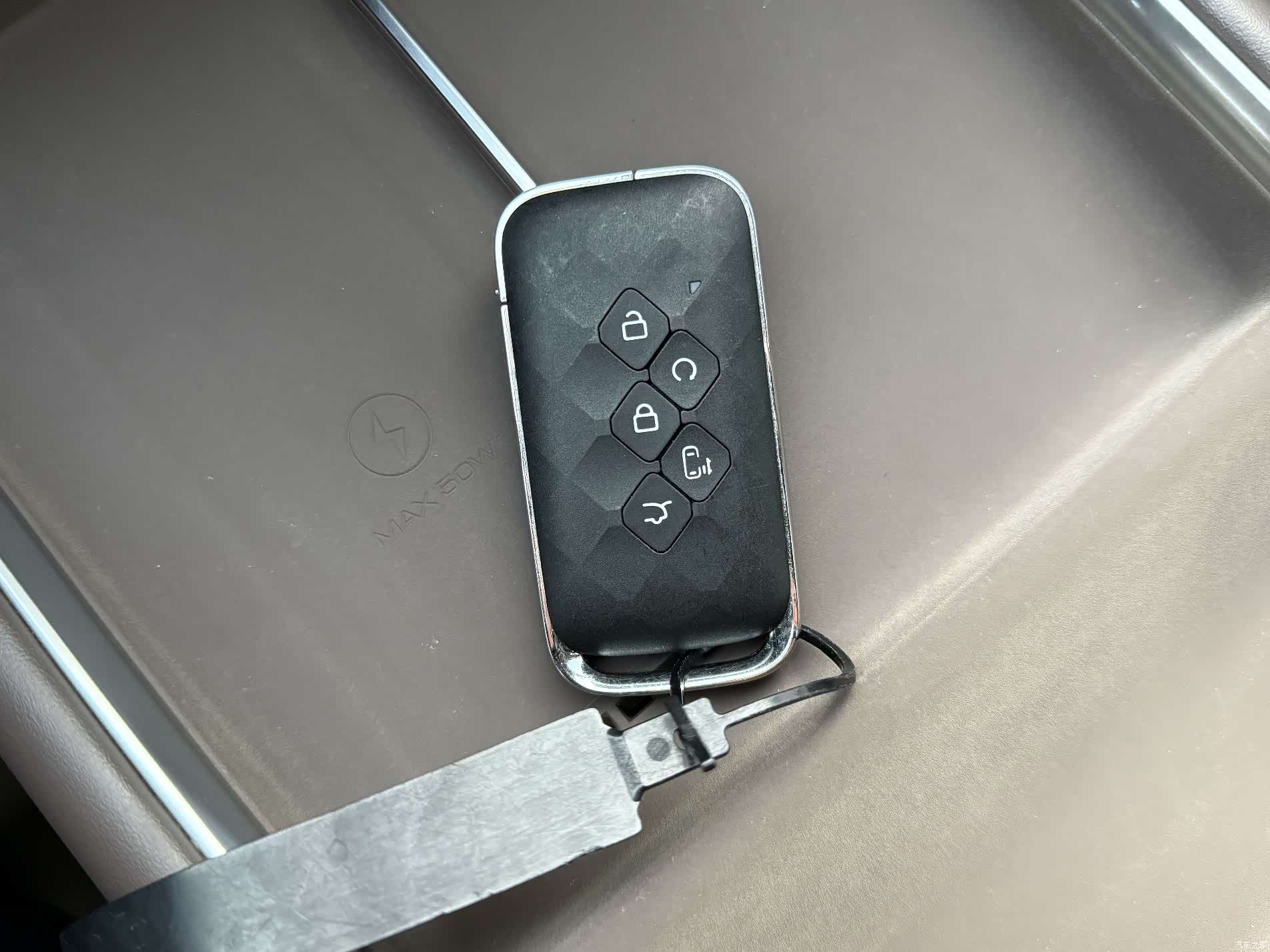 Wuling 730, 2025 25