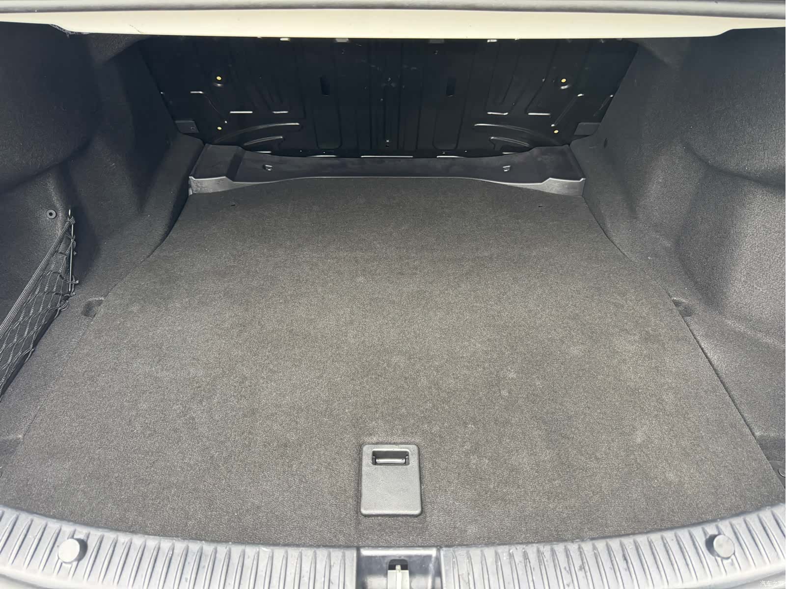 Mercedes-Benz C-Class, 2020 10