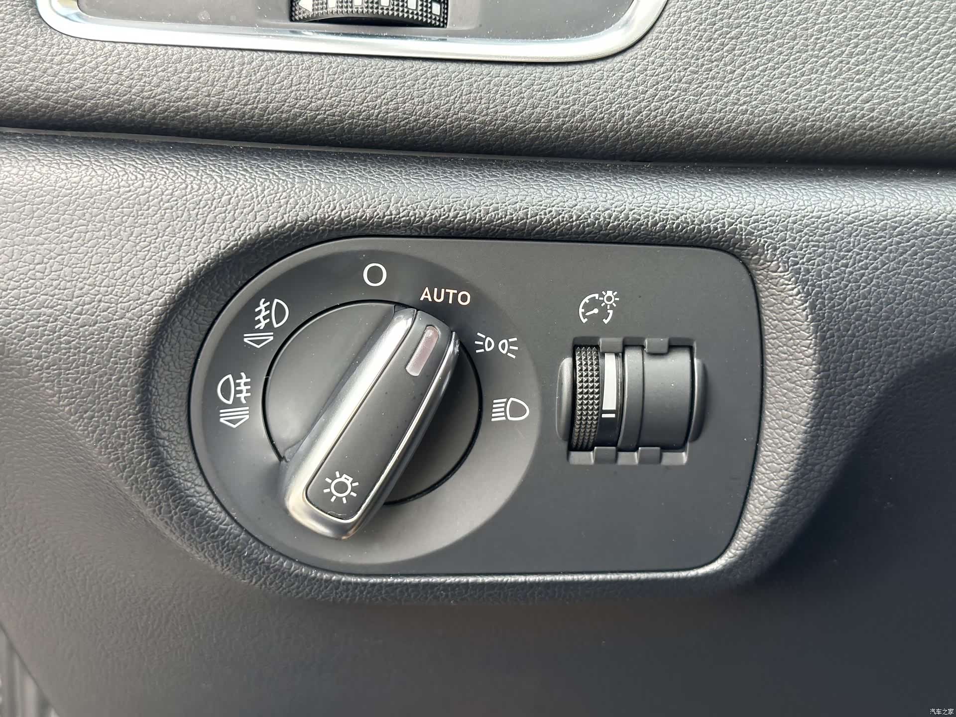 Audi Q3, 2014 31