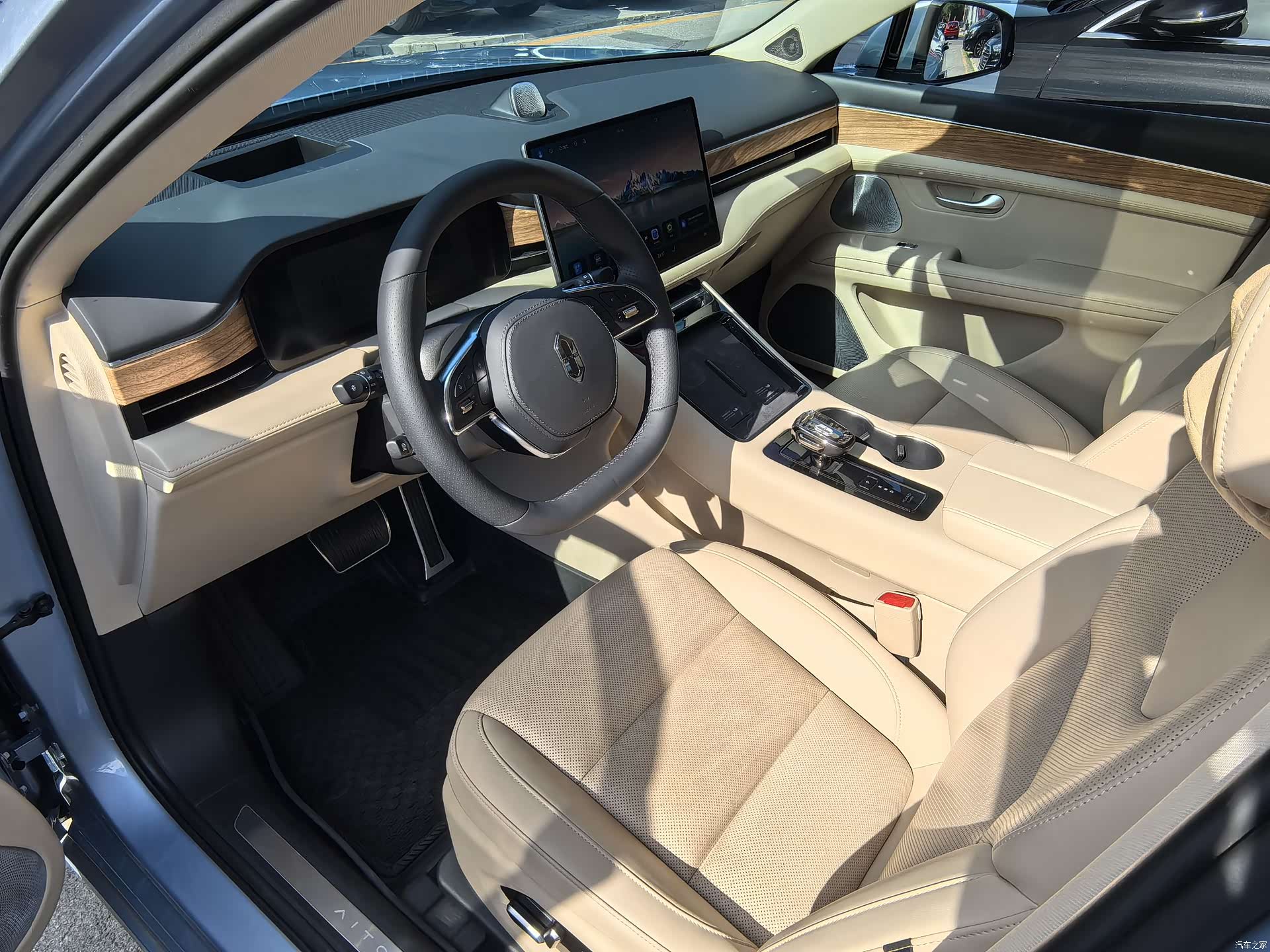 AITO M5, 2024 20