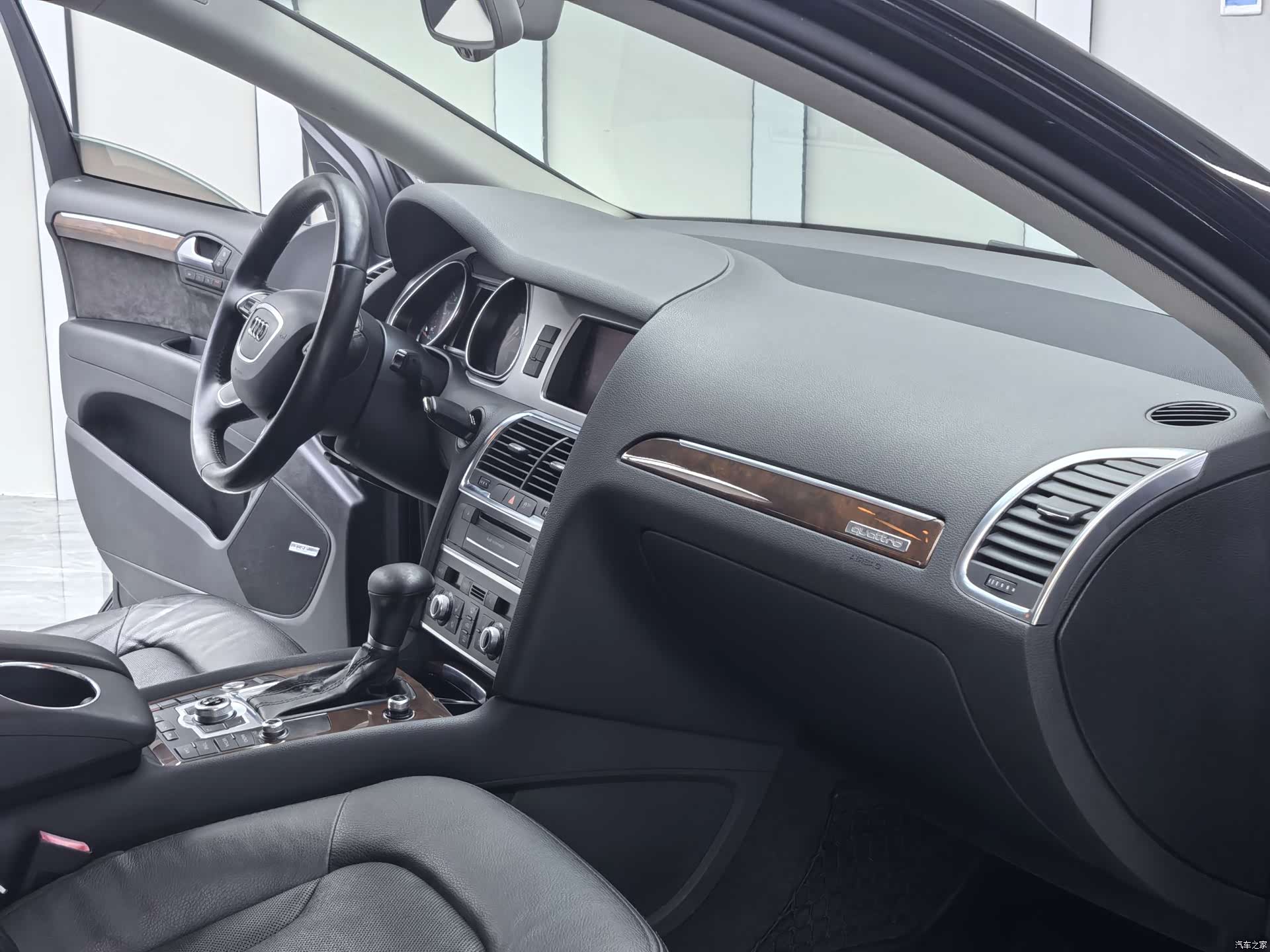 Audi Q7, 2012 12