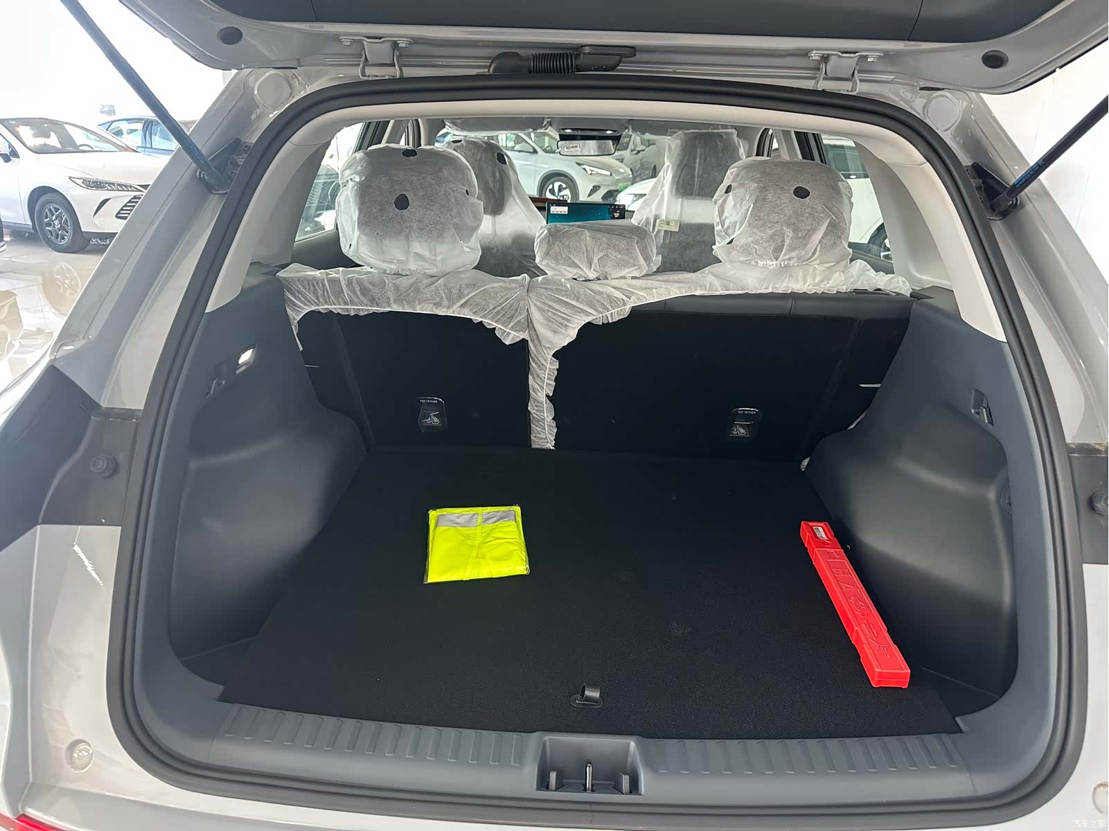 Geely Galaxy E5, 2026 7