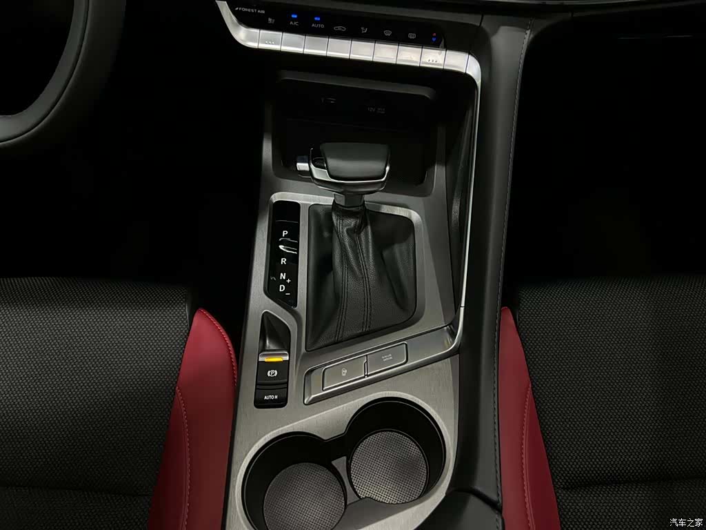 Changan CS35, 2024 14
