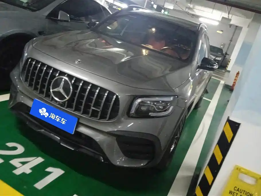 Mercedes-Benz GLB AMG