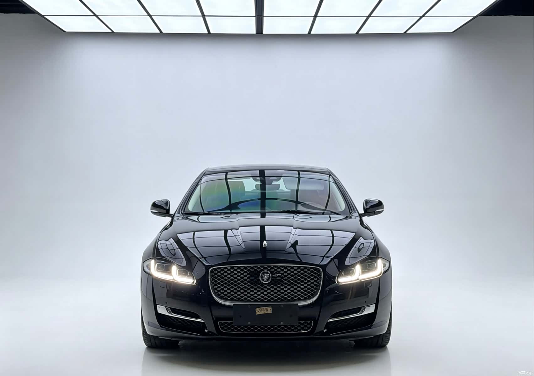 Jaguar XJ, 2019 2