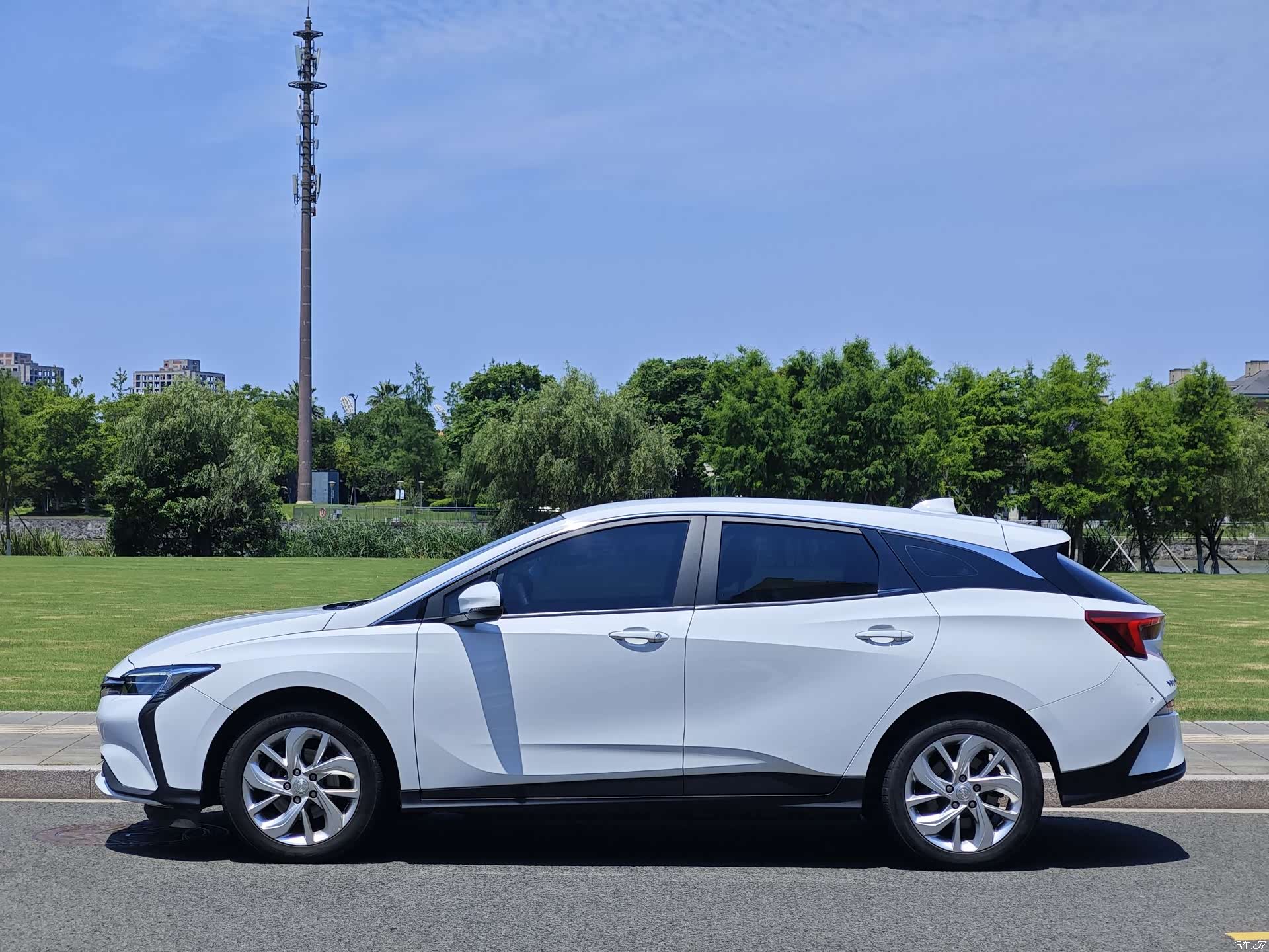 Buick Velite, 2023 9