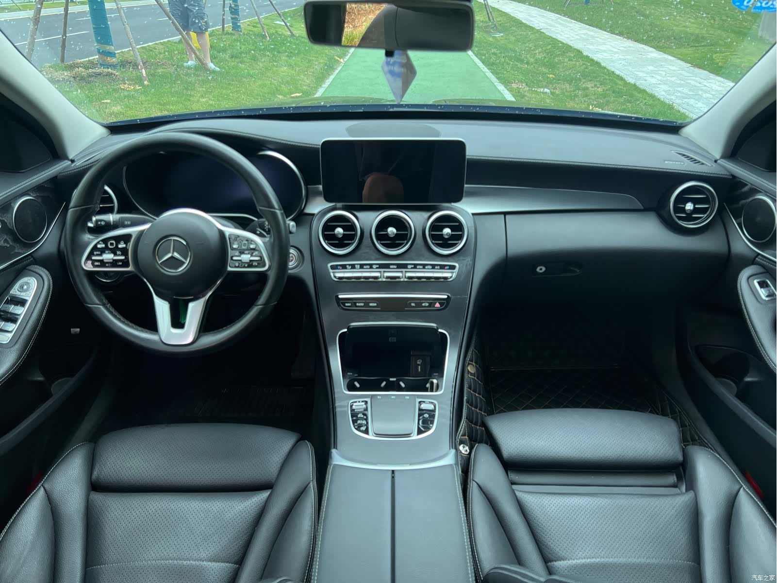 Mercedes-Benz C-Class, 2019 4