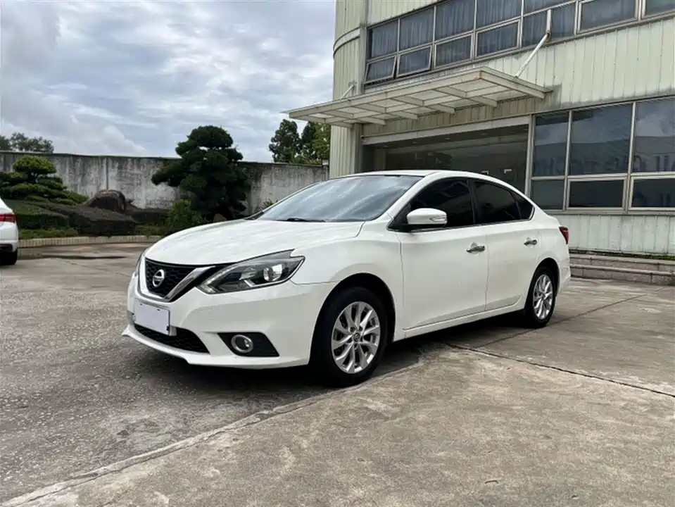 Nissan Xuan Yi